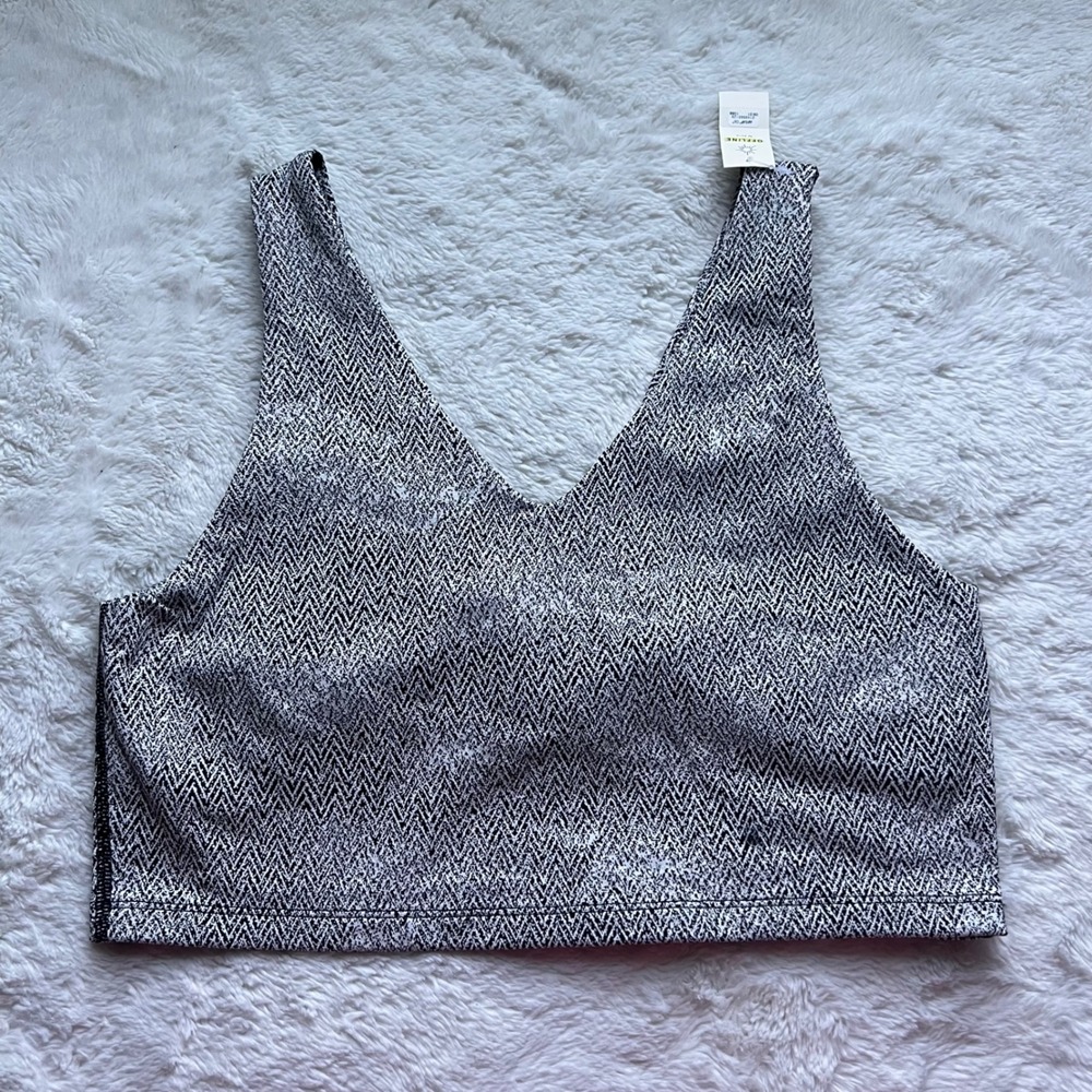 OFFLINE by Aerie Real Me V-Neck Sports Bra Black White Herringbone Large NWT Gym